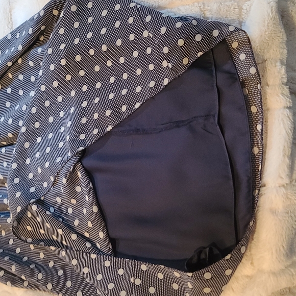 Dress - Picture 6 of 6